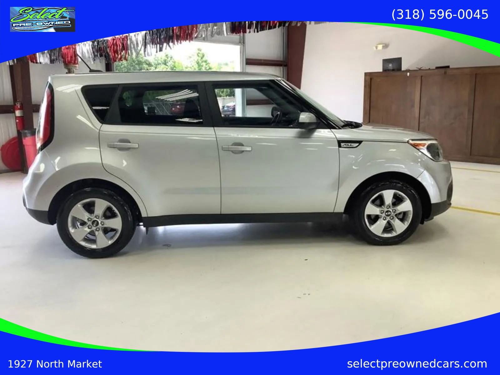 Used 2017 Kia Soul FWD image 1