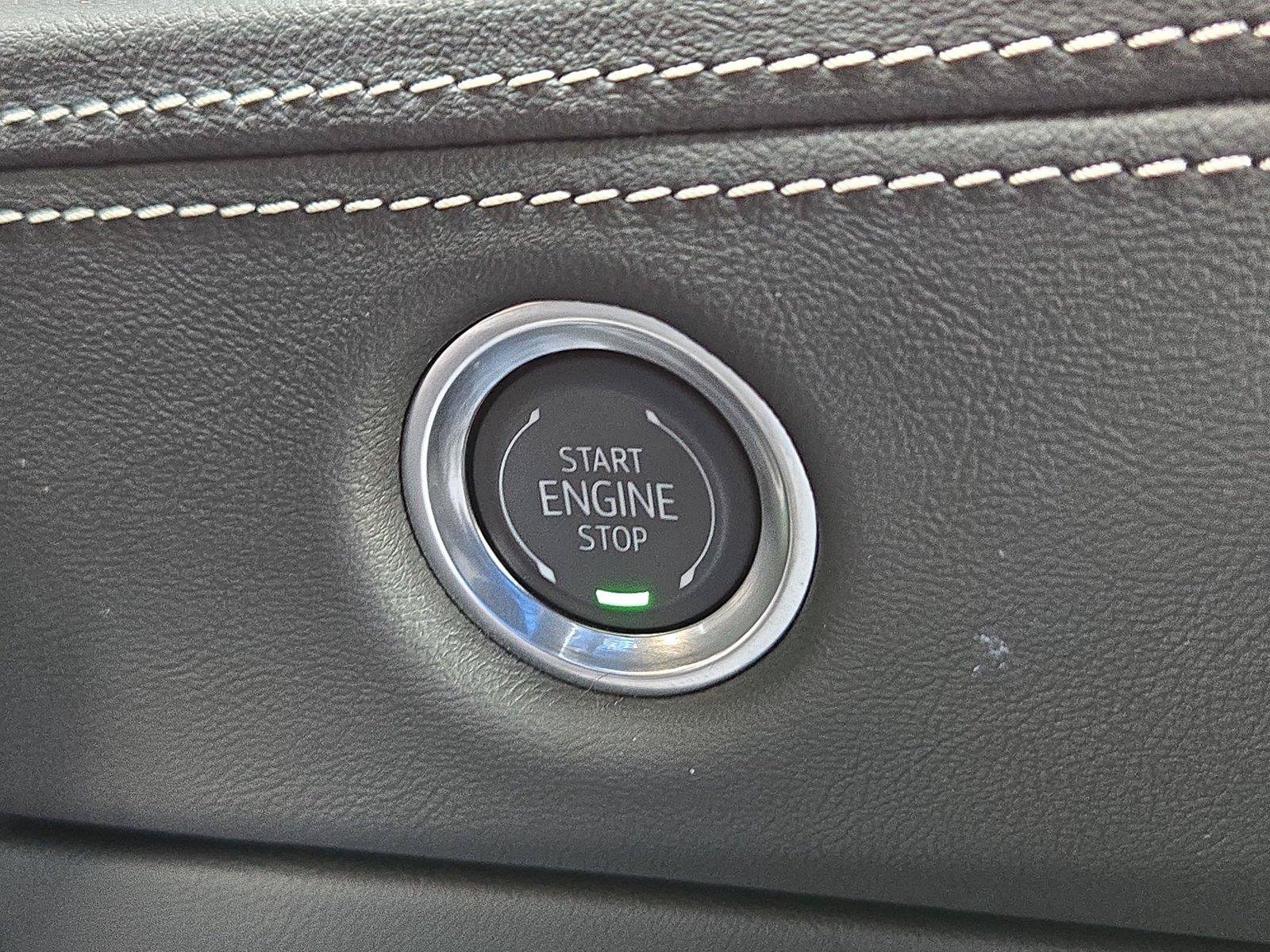 Certified 2025 Cadillac Escalade Luxury RWD image 23
