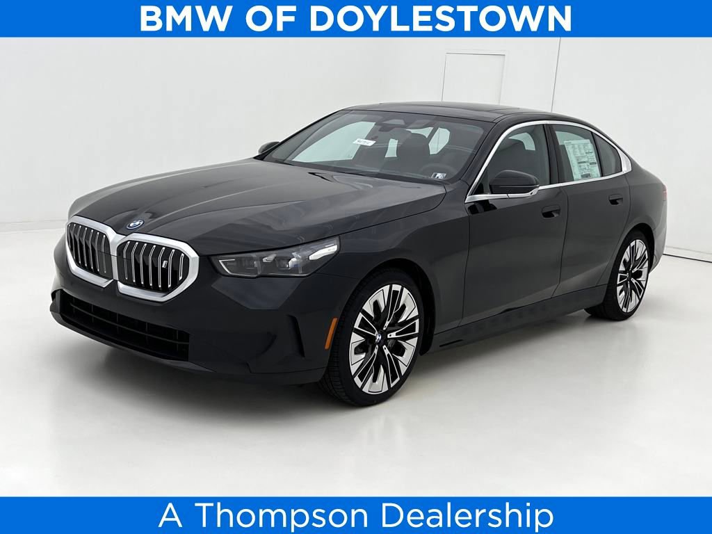 New 2026 BMW i5 eDrive40 w/ Premium Package