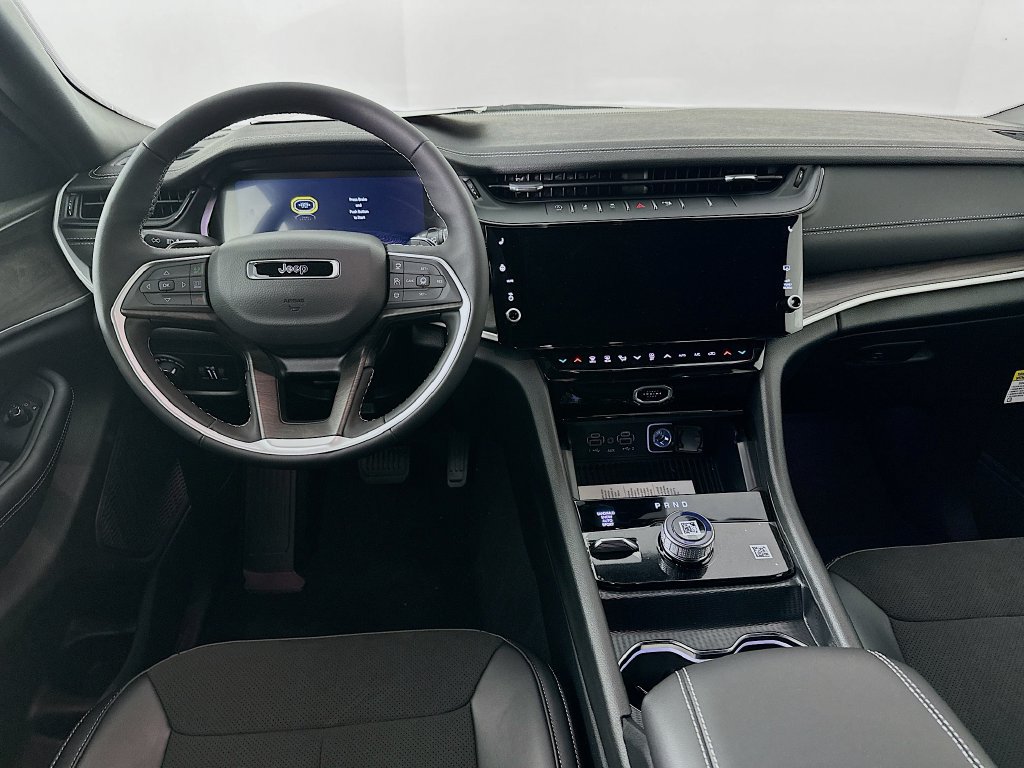 New 2026 Jeep Grand Cherokee L 4WD image 28