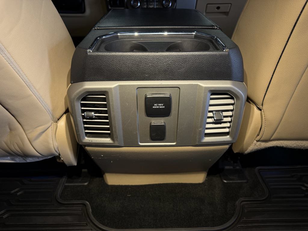 Used 2017 Ford F250 Lariat w/ Lariat Ultimate Package AWD/4WD image 6
