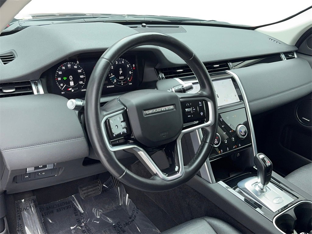 Used 2022 Land Rover Discovery Sport SE image 14