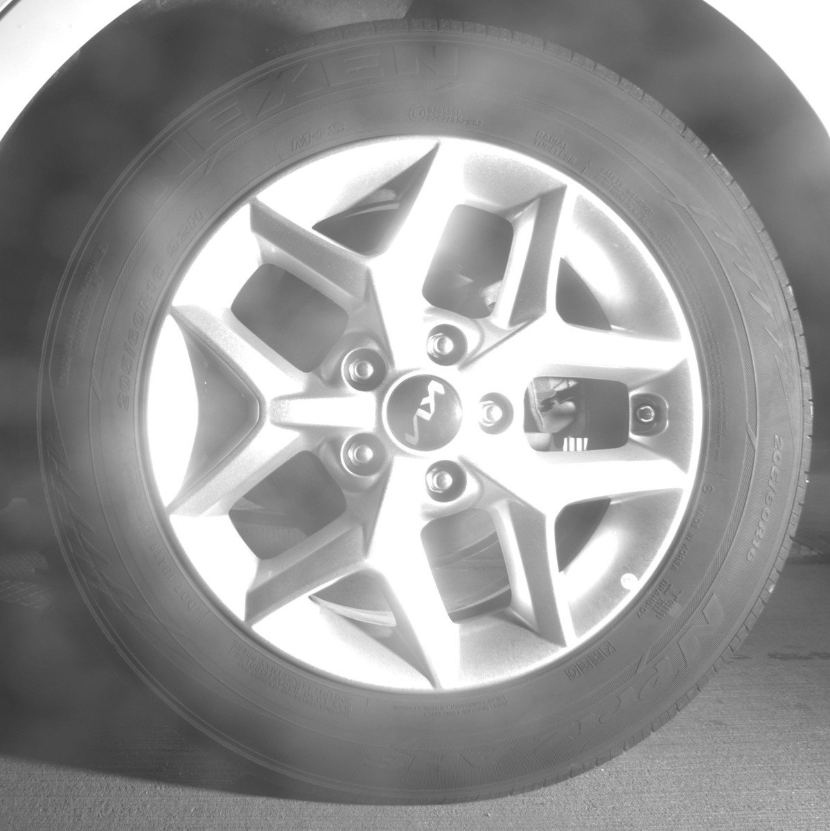 Used 2025 Kia Soul LX w/ LX Technology Package FWD image 14