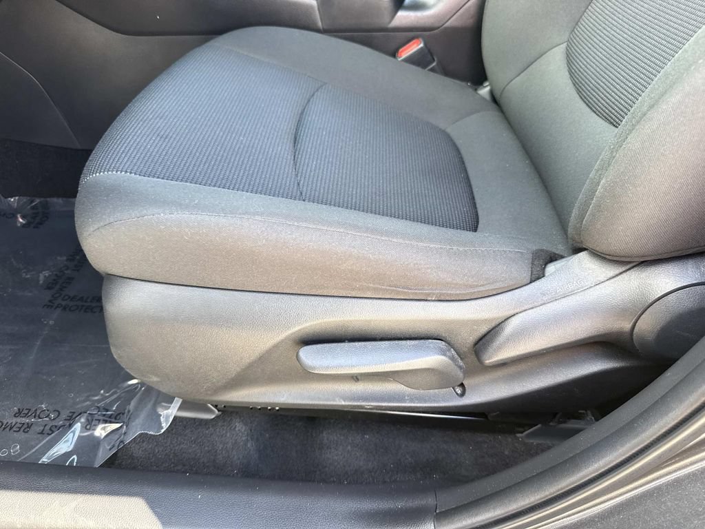 Used 2024 Toyota RAV4 LE FWD image 24