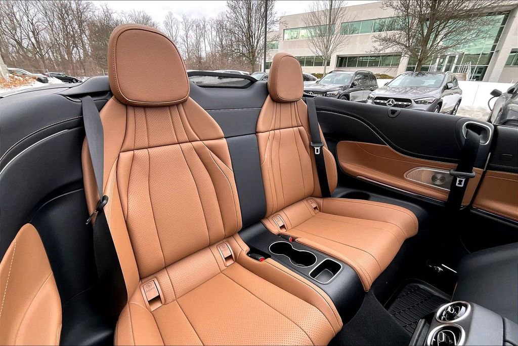 Certified 2024 Mercedes-Benz CLE 450 4MATIC Cabriolet image 29