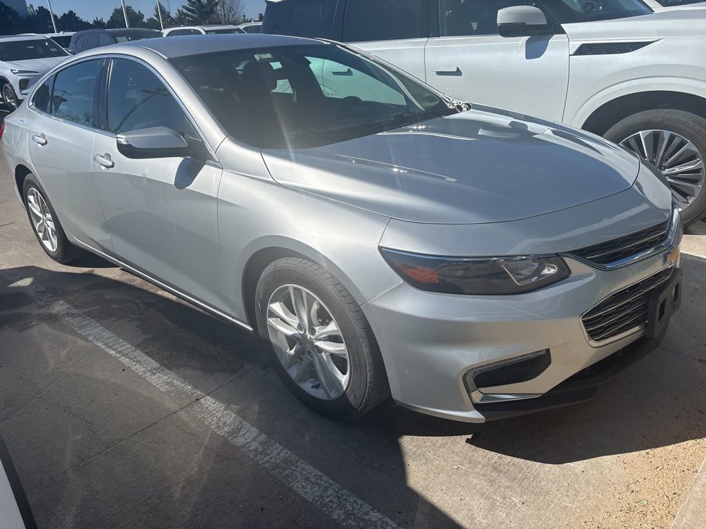 Used 2018 Chevrolet Malibu LT image 4