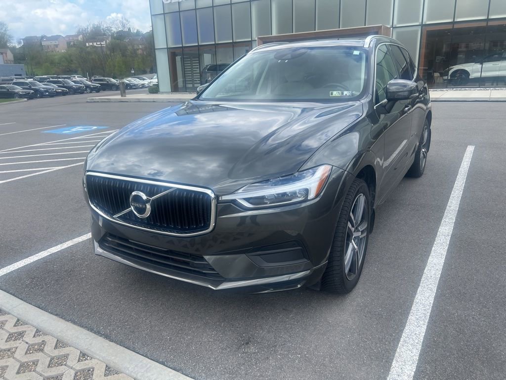 Used 2020 Volvo XC60 T5 Momentum w/ Protection Package Premier image 2