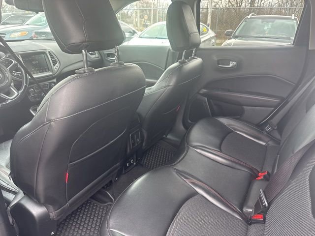 Used 2020 Jeep Compass Trailhawk image 12