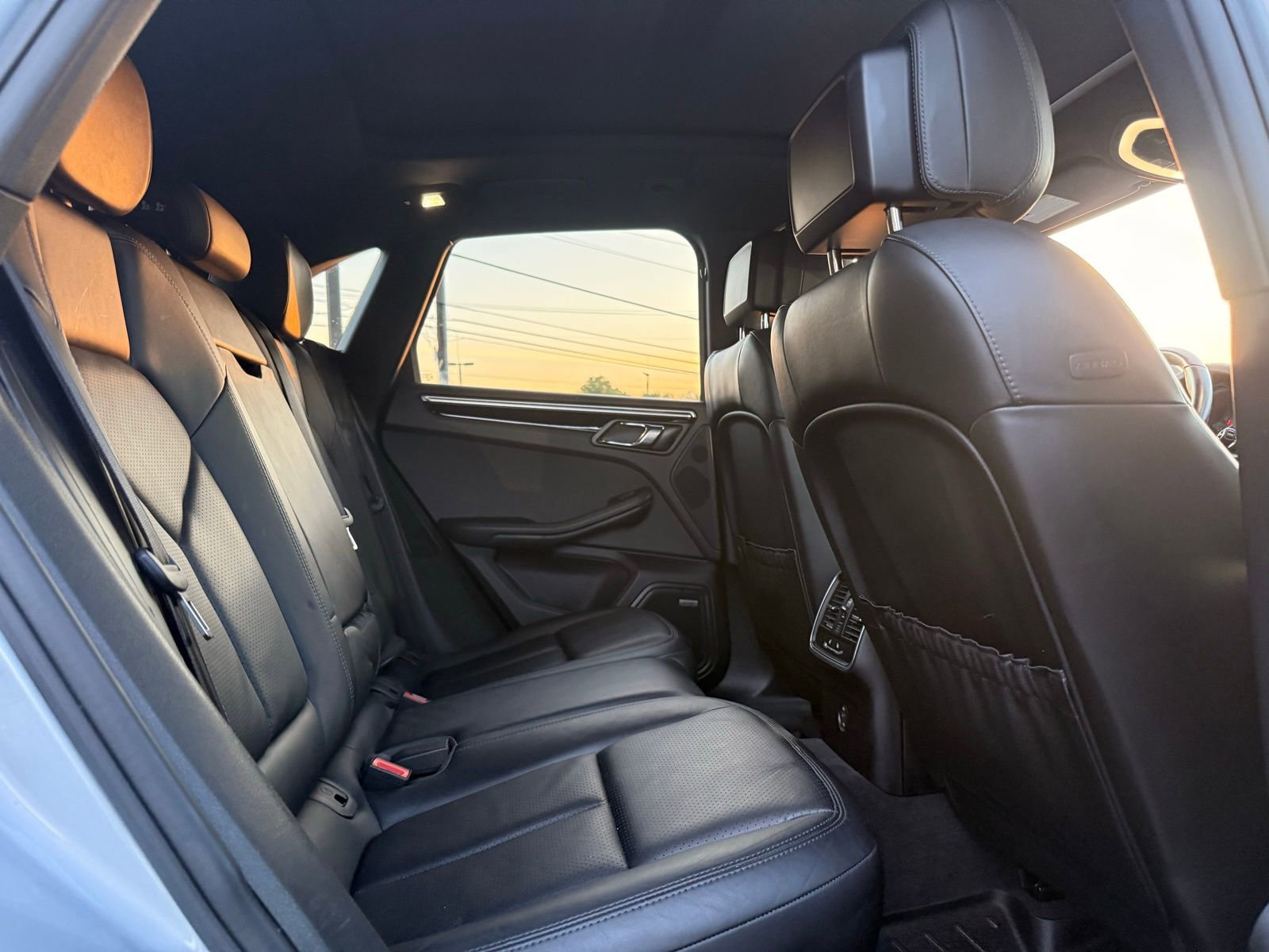 Used 2017 Porsche Macan S image 26