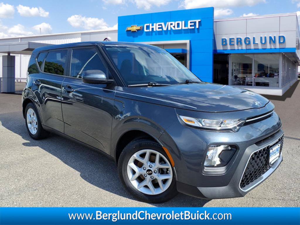Used 2021 Kia Soul S FWD image 1
