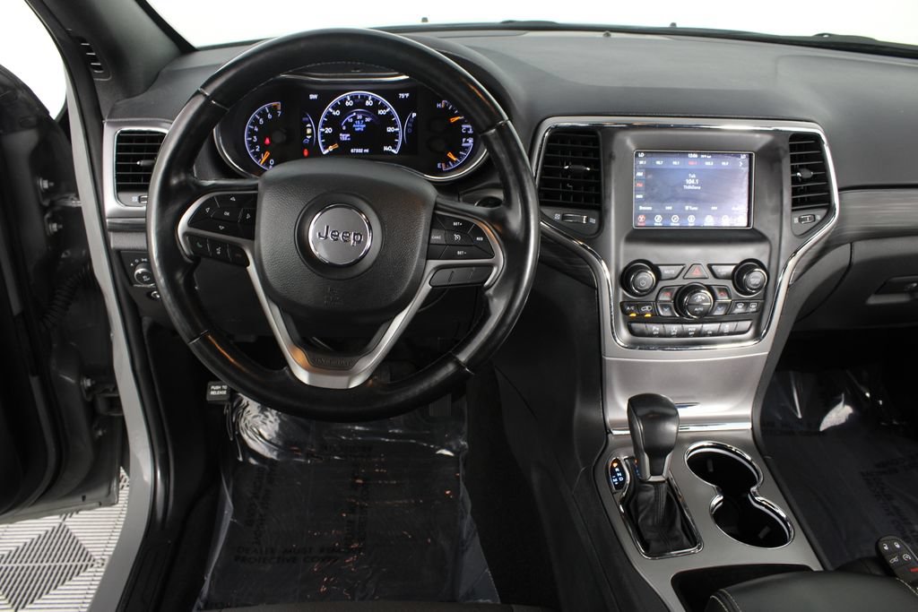 Used 2021 Jeep Grand Cherokee Freedom Edition AWD/4WD image 10