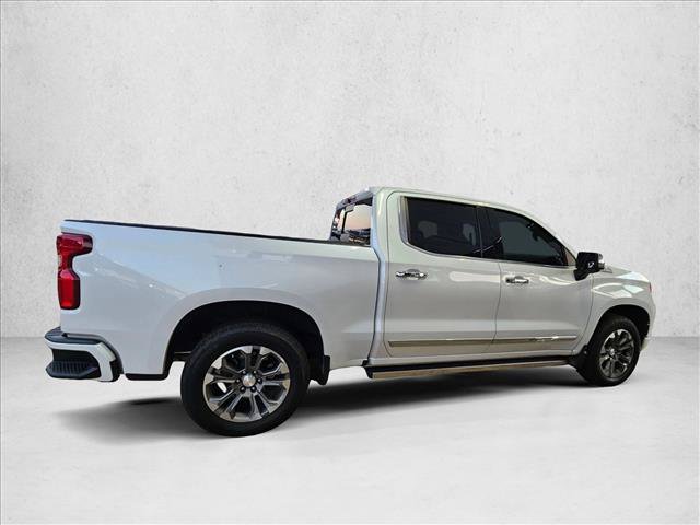 Used 2023 Chevrolet Silverado 1500 High Country w/ Z71 Off-Road Package AWD/4WD video 4