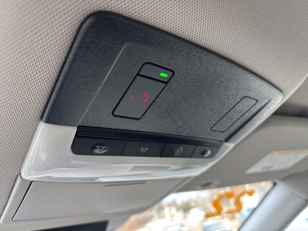 Used 2022 Nissan Rogue SV image 24