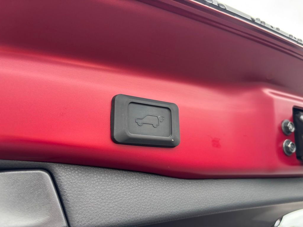 Used 2025 Toyota RAV4 XLE w/ Convenience Package AWD/4WD image 22