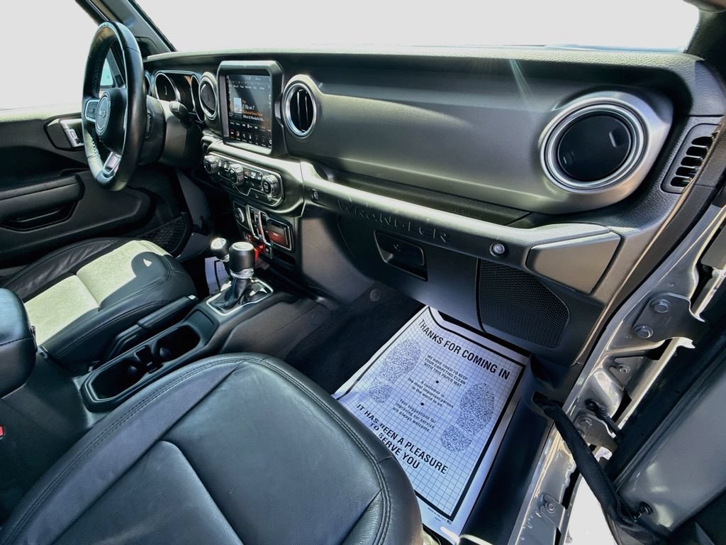Certified 2023 Jeep Wrangler Unlimited Rubicon 4xe w/ Cold Weather Group AWD/4WD image 34