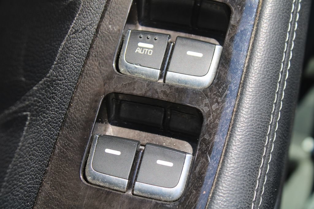 Used 2017 Kia Sorento LX FWD image 19