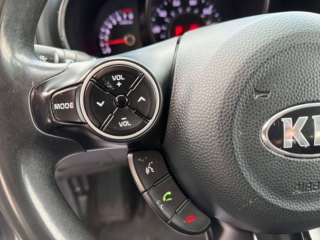 Used 2018 Kia Soul image 16