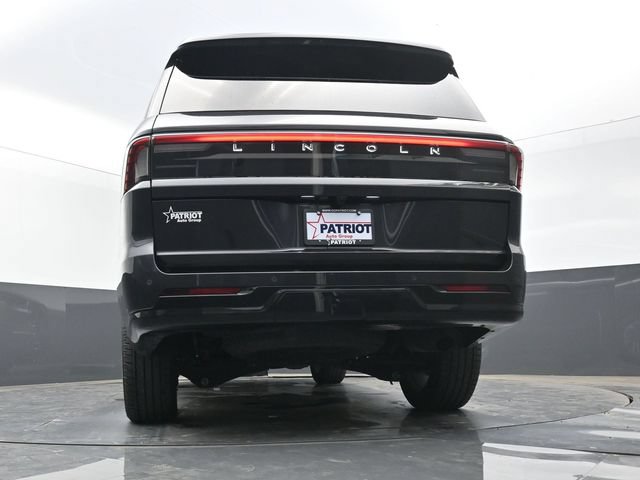 Used 2025 Lincoln Navigator Reserve AWD/4WD image 47