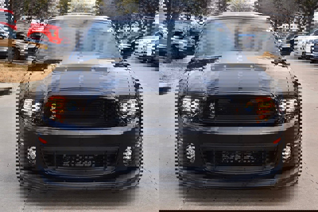 Used 2013 Ford Mustang Shelby GT500 image 3