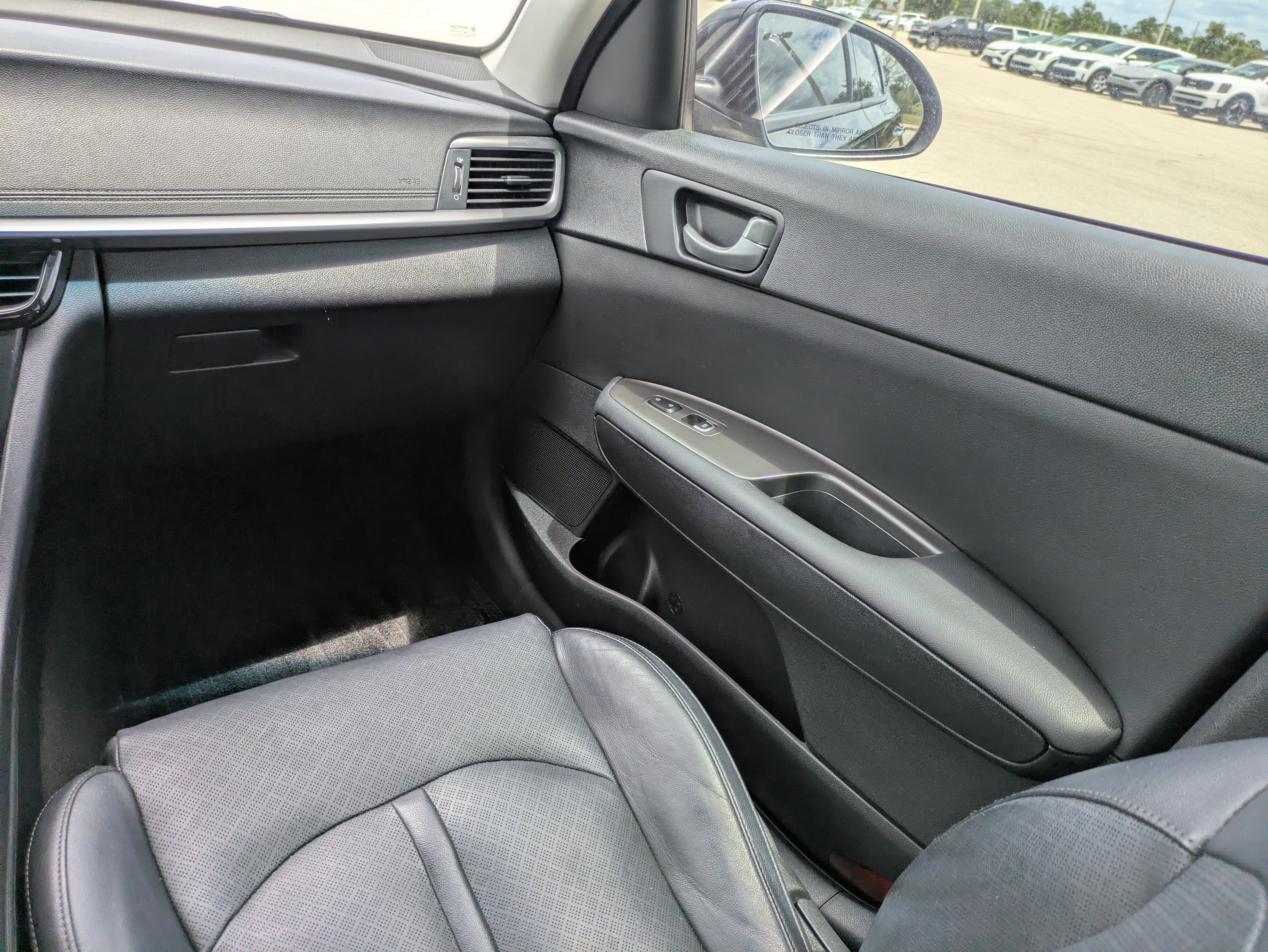 Used 2020 Kia Optima SE FWD image 18