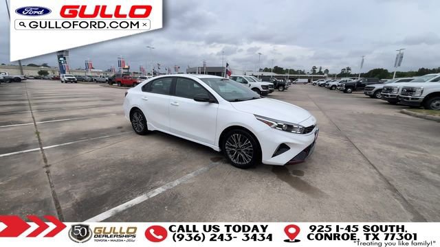 Used 2024 Kia Forte GT-Line w/ GT-Line Premium Package FWD image 2