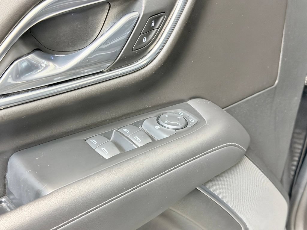 Used 2021 GMC Yukon SLE AWD/4WD image 10