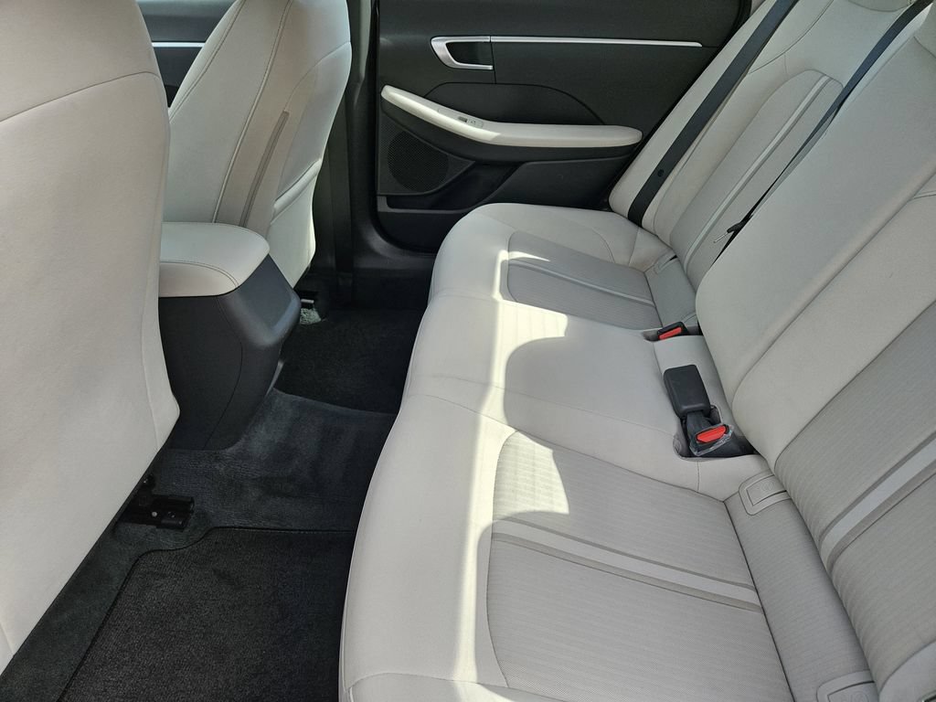 Used 2023 Hyundai Sonata SE FWD image 20
