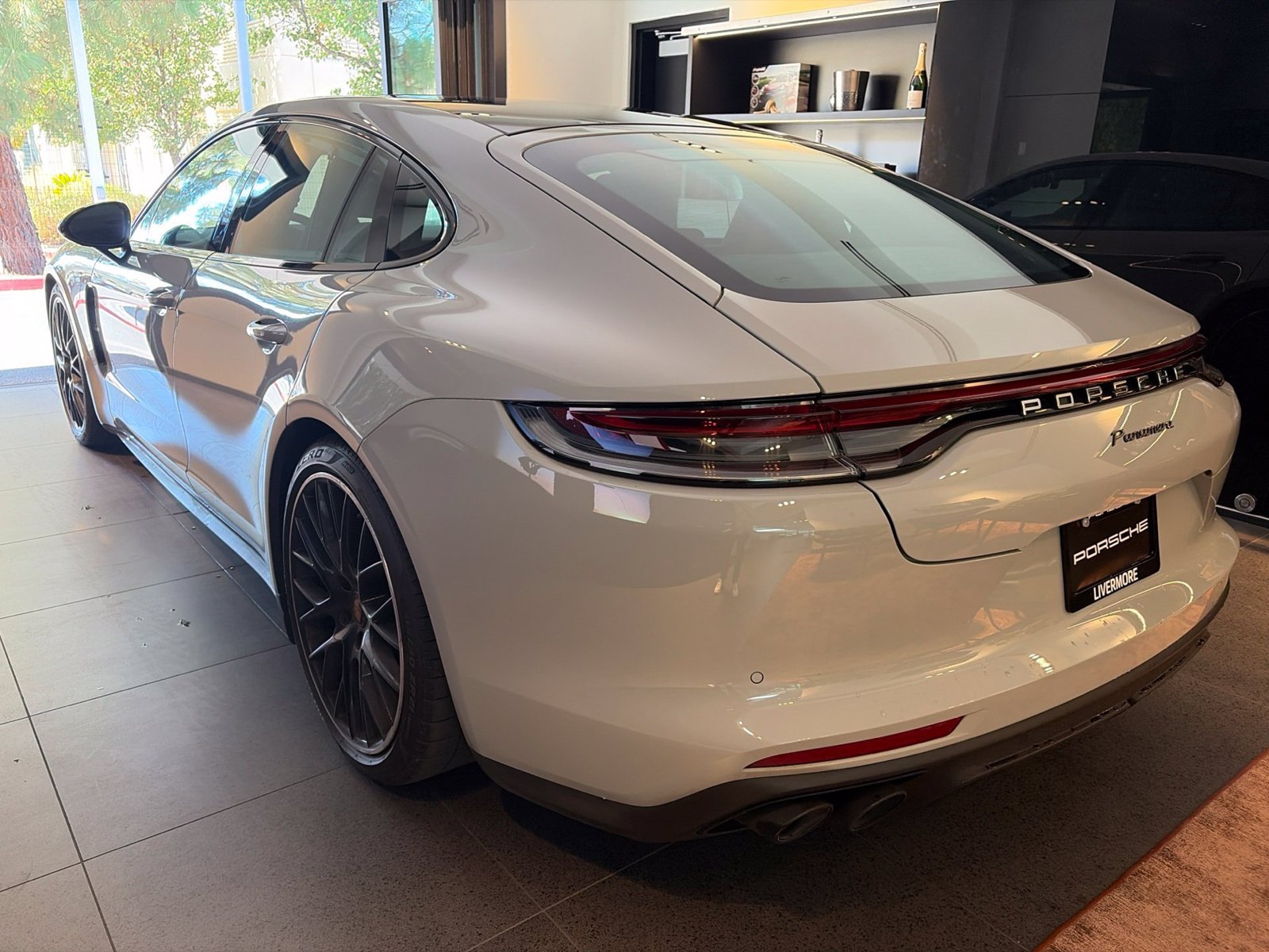 Used 2023 Porsche Panamera w/ Premium Package RWD image 6