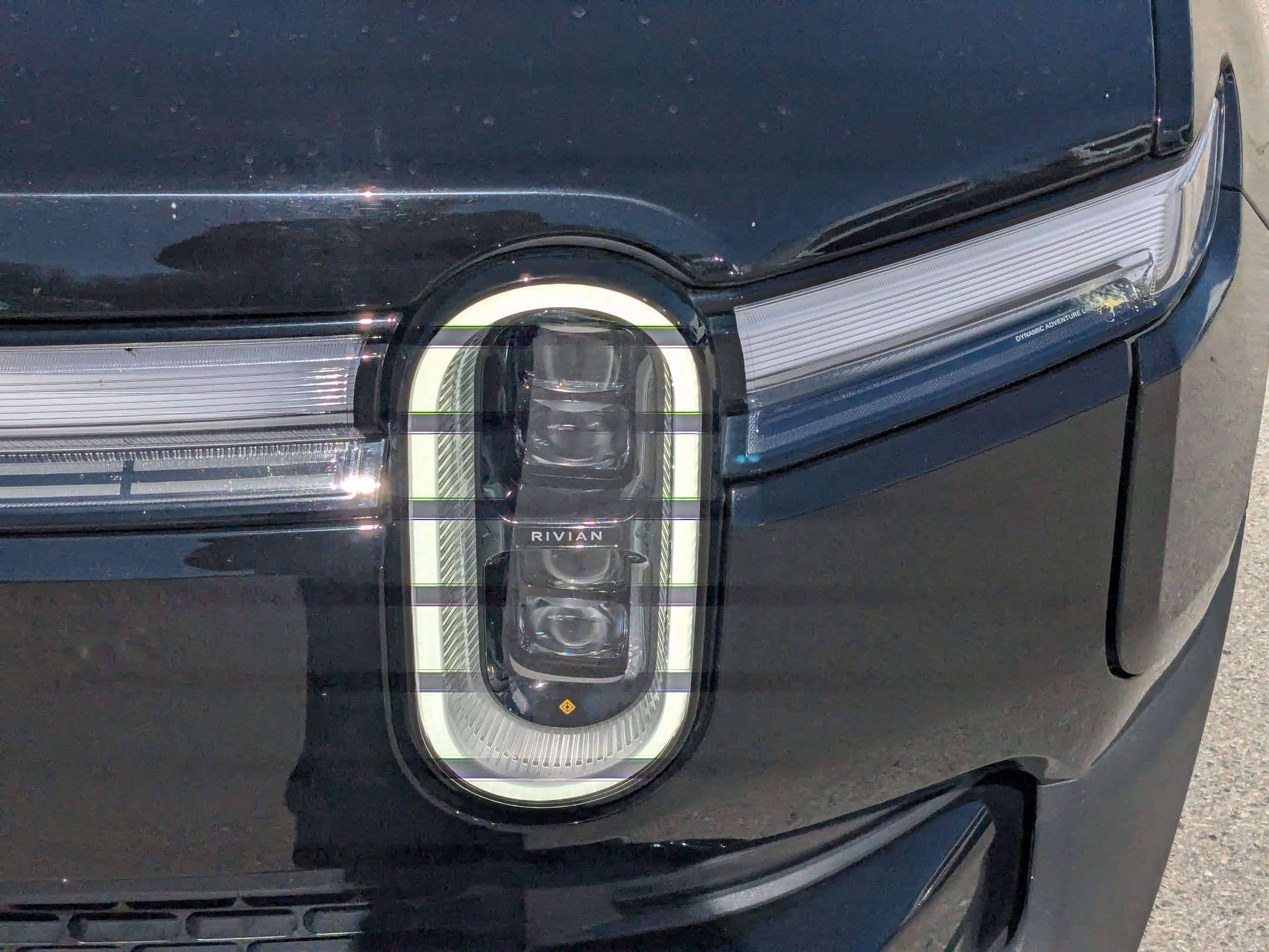 Used 2025 Rivian R1S Adventure AWD/4WD image 14