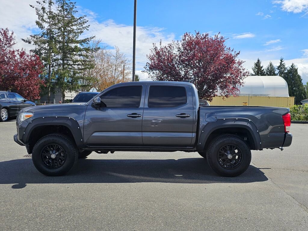Used 2021 Toyota Tacoma SR image 4