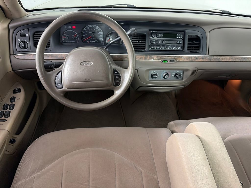 Used 1999 Ford Crown Victoria RWD image 14