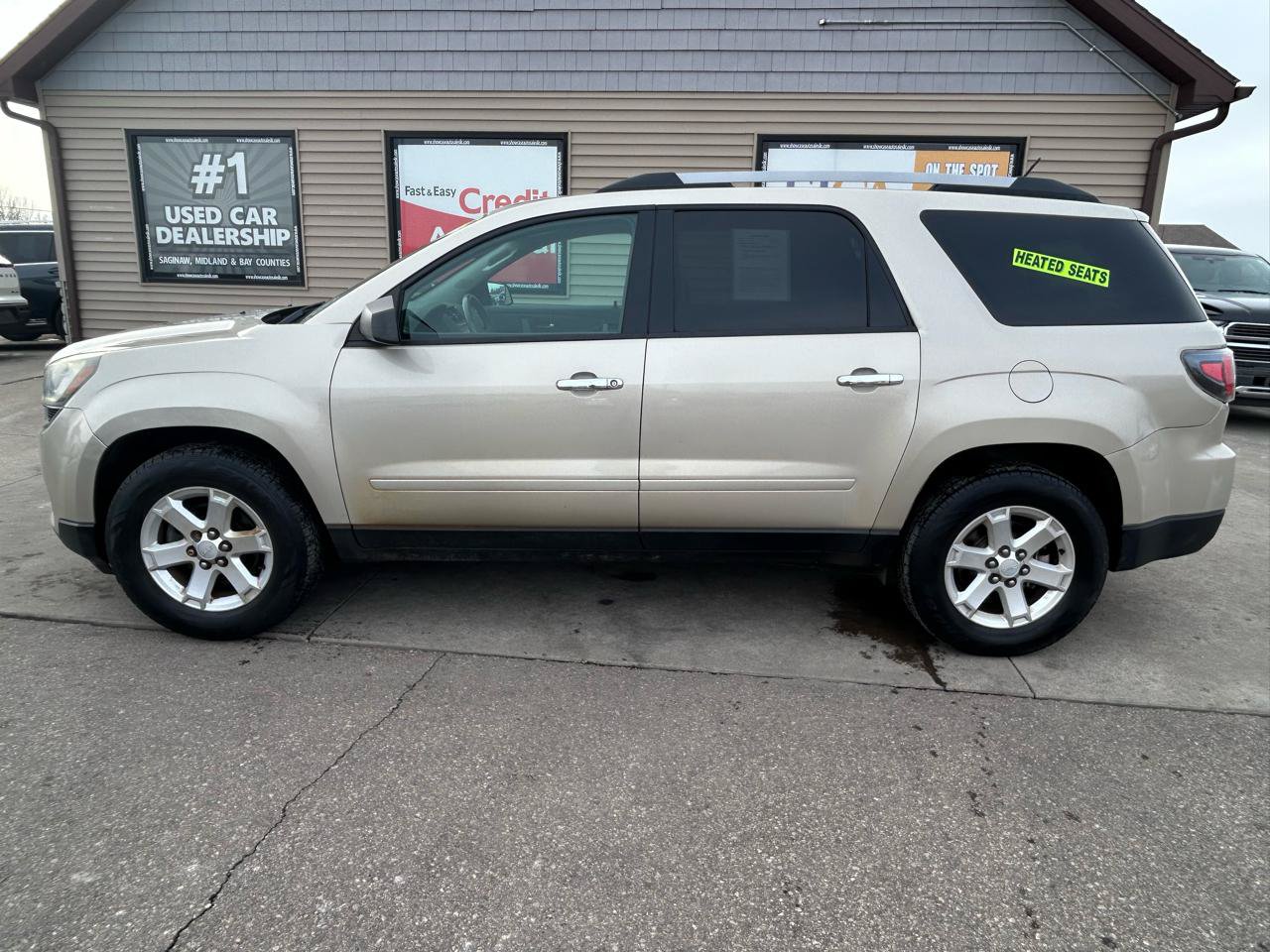 Used 2015 GMC Acadia SLE FWD image 8