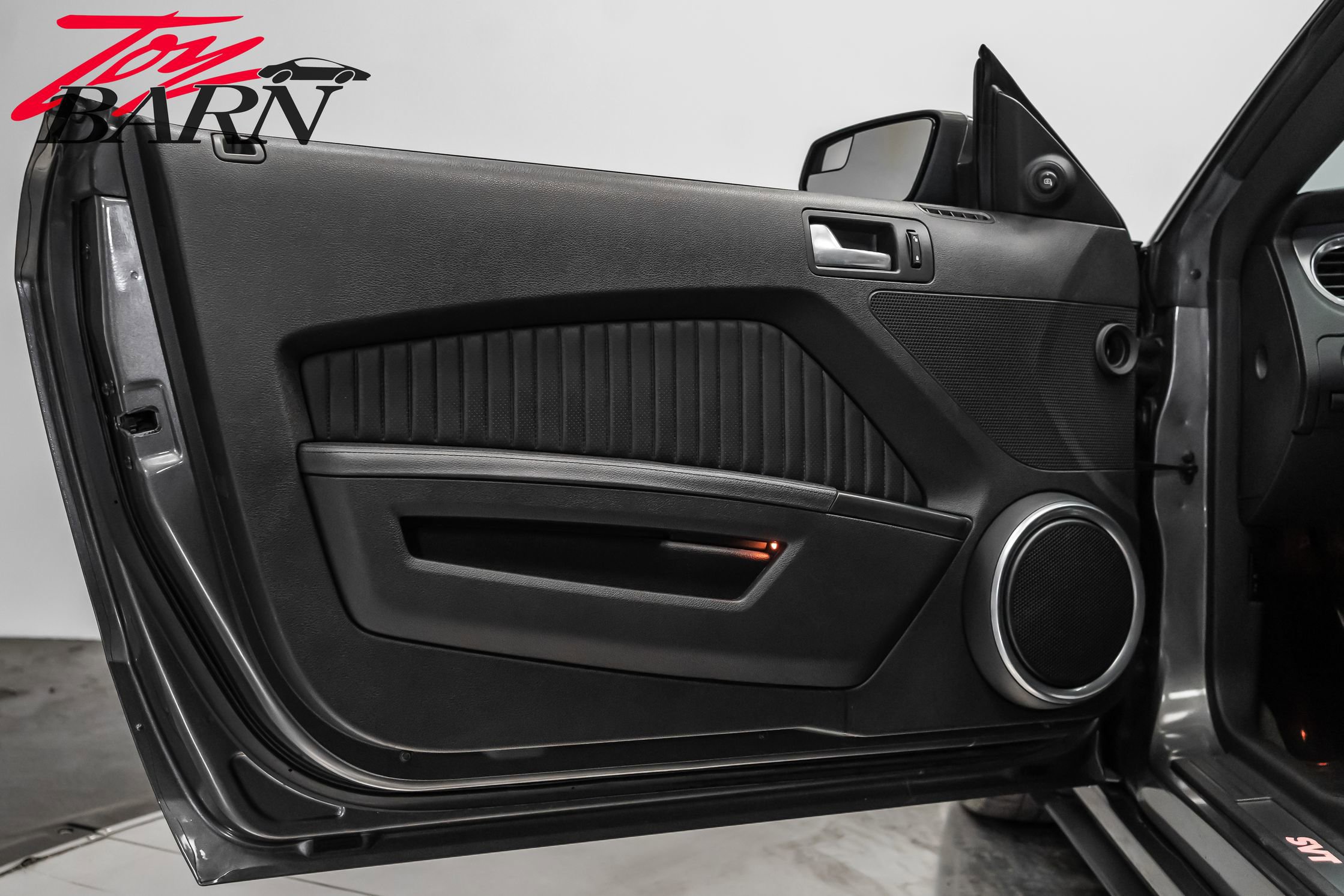 Used 2014 Ford Mustang Shelby GT500 w/ Equipment Group 821A image 20