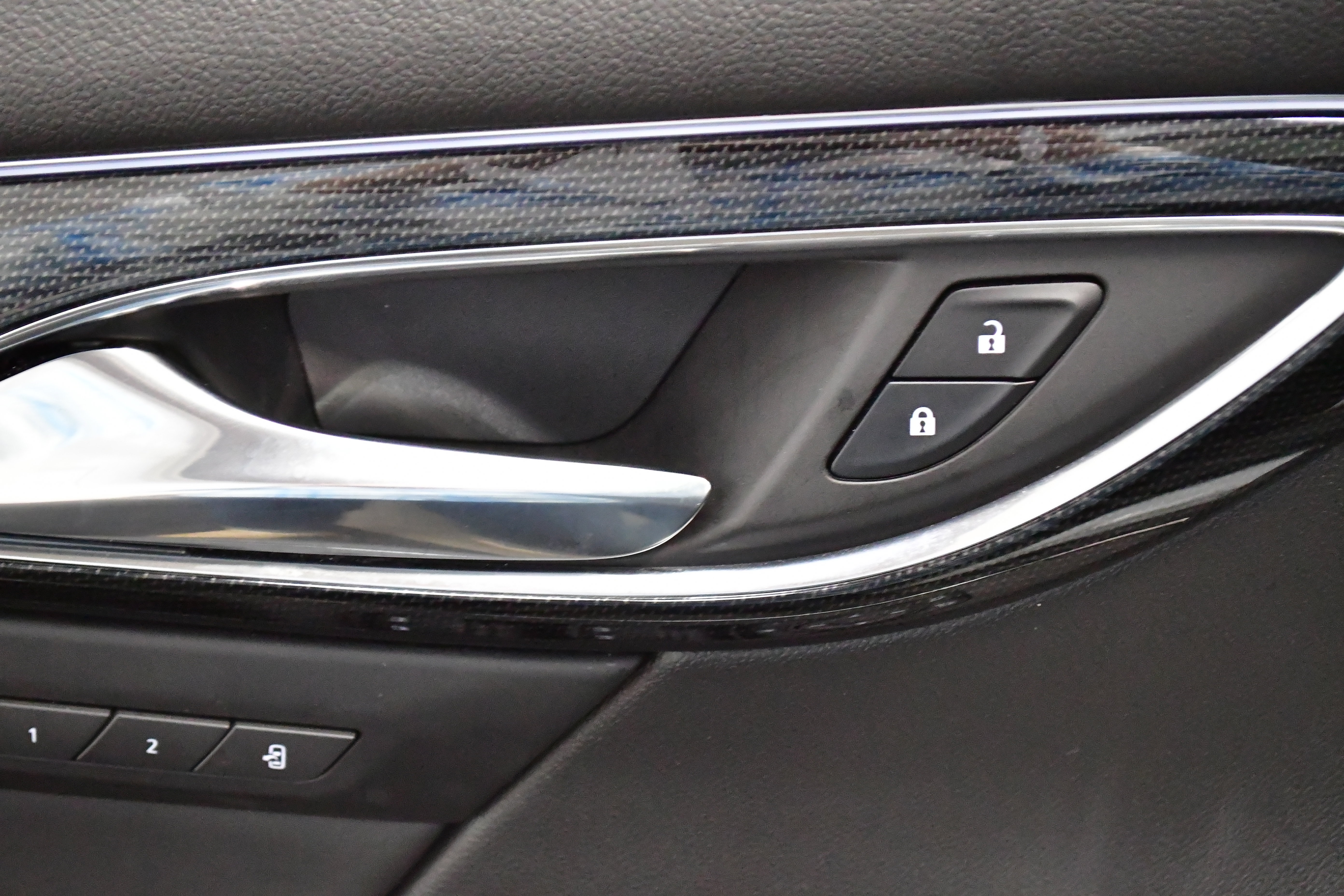 Used 2023 Buick Envision Essence w/ Sport Touring Package image 36