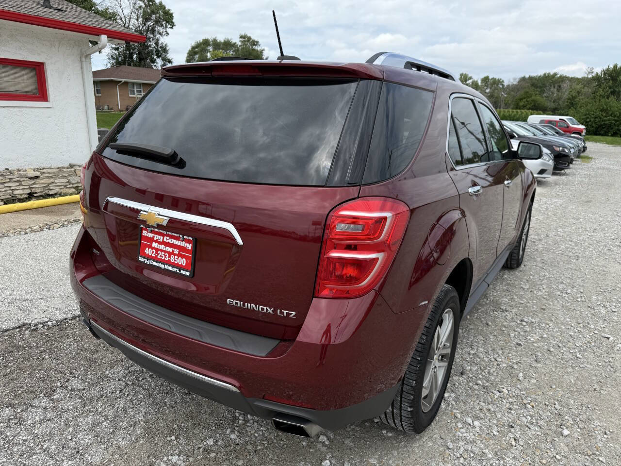 Used 2016 Chevrolet Equinox LTZ w/ Enhanced Convenience Package image 3