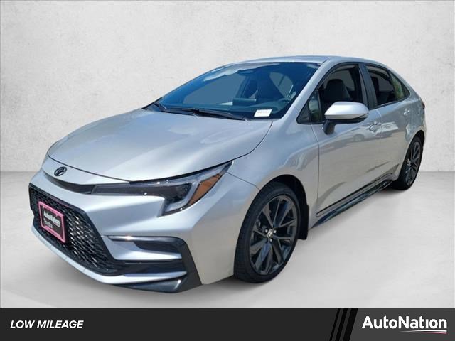 Used 2026 Toyota Corolla SE image 1