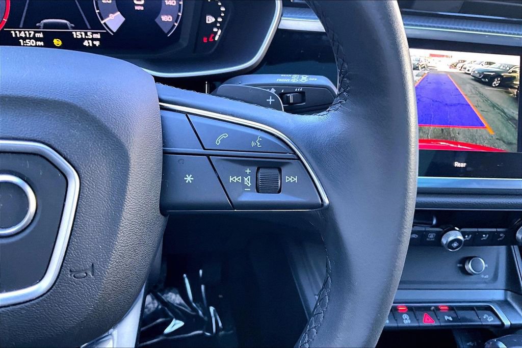 Used 2023 Audi Q3 2.0T Premium w/ Black Optic Sport Package image 12