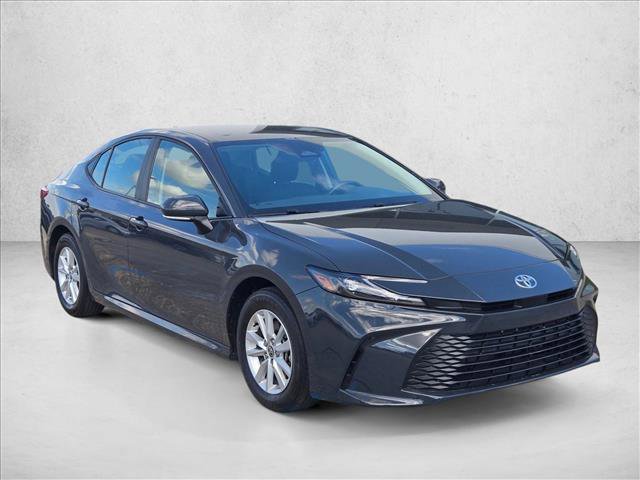 Used 2025 Toyota Camry LE FWD video 3
