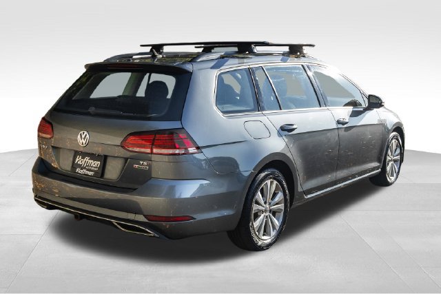 Used 2018 Volkswagen Golf S AWD/4WD image 5