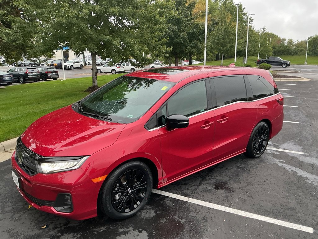 Used 2025 Honda Odyssey Sport-L image 4