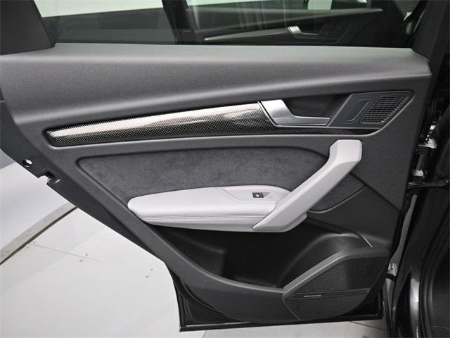 Used 2024 Audi SQ5 Premium Plus image 30