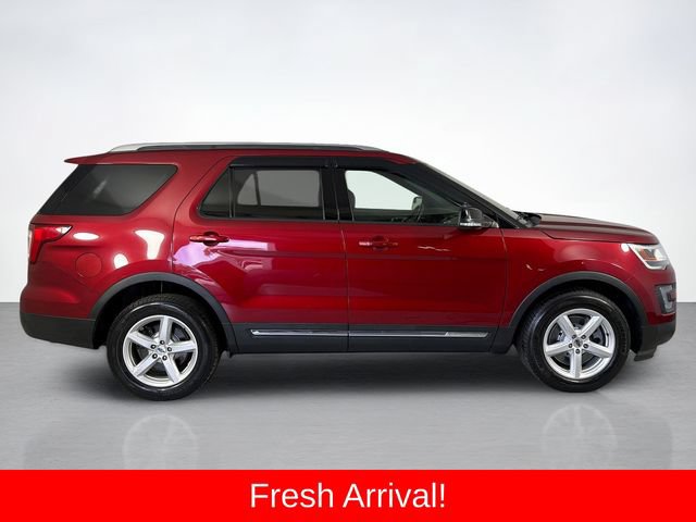Used 2016 Ford Explorer XLT w/ Equipment Group 202A AWD/4WD video 2