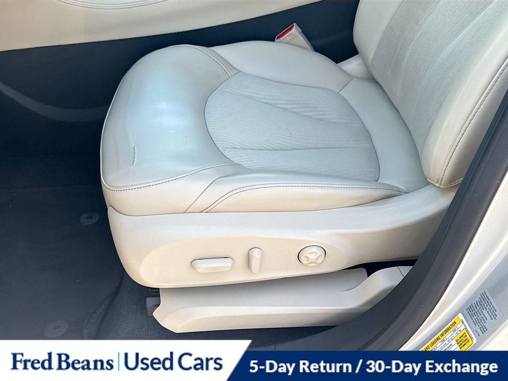Used 2017 Buick Envision Preferred FWD image 25