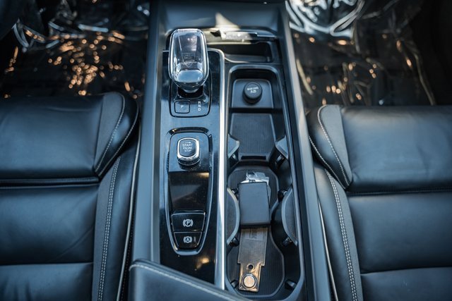 Certified 2024 Volvo S60 B5 Ultimate image 17