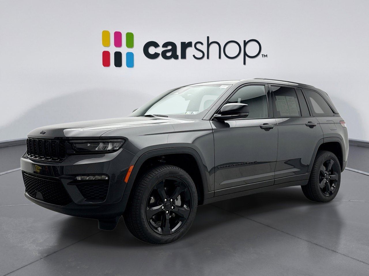 Used 2025 Jeep Grand Cherokee Limited w/ Black Appearance Package image 1