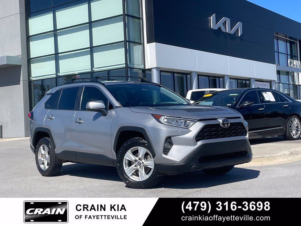 Used 2021 Toyota RAV4 XLE AWD/4WD image 1
