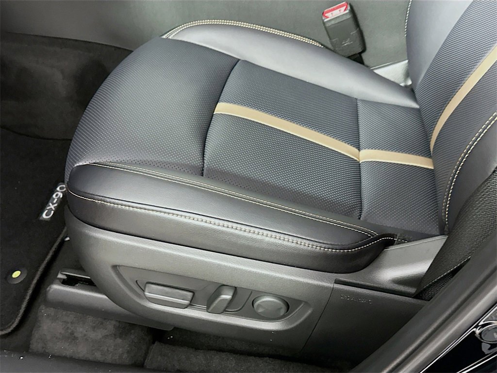 New 2026 MAZDA CX-90 3.3 Turbo w/ Premium Plus Pkg image 9