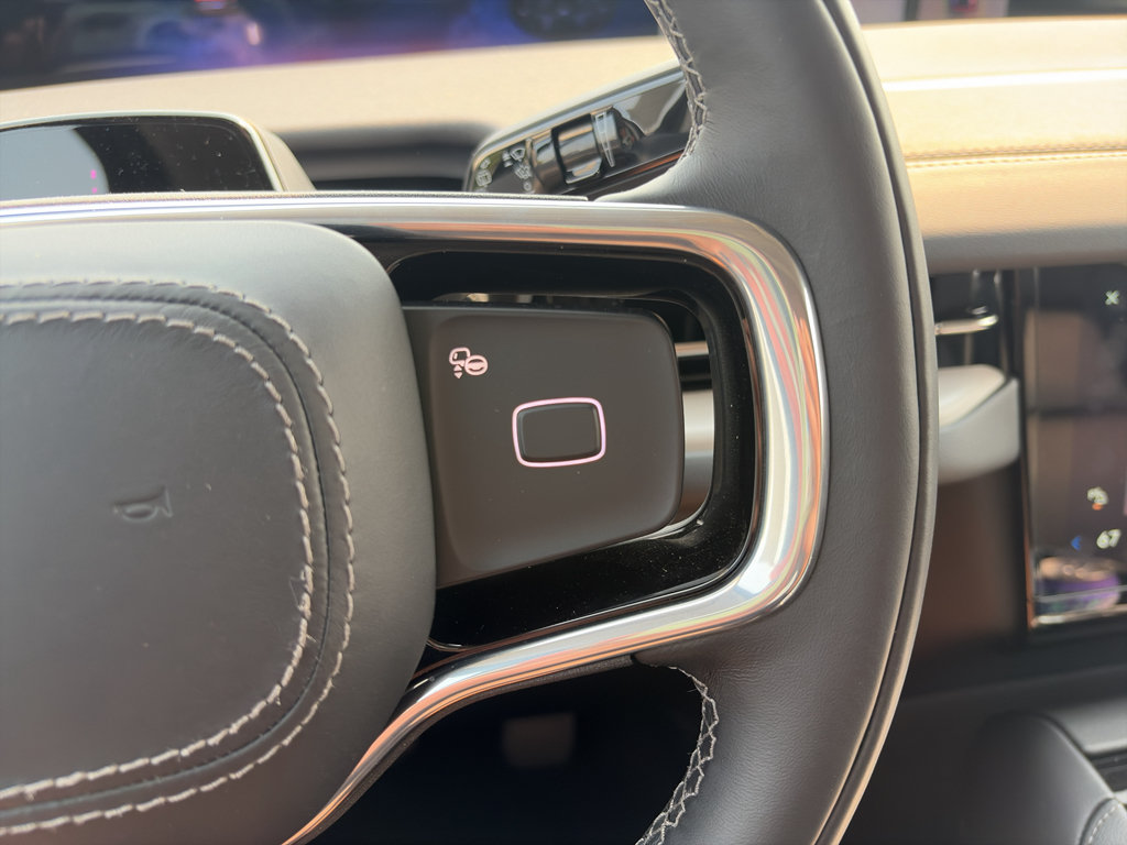 New 2026 Lincoln Navigator L Premier AWD/4WD image 28
