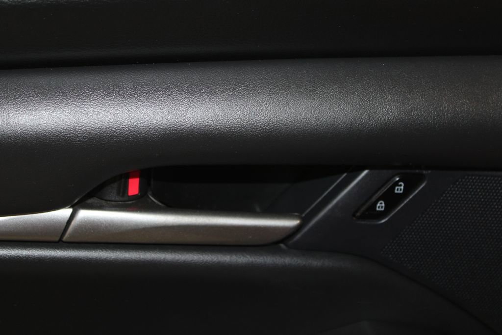 Used 2023 MAZDA MAZDA3 s image 8