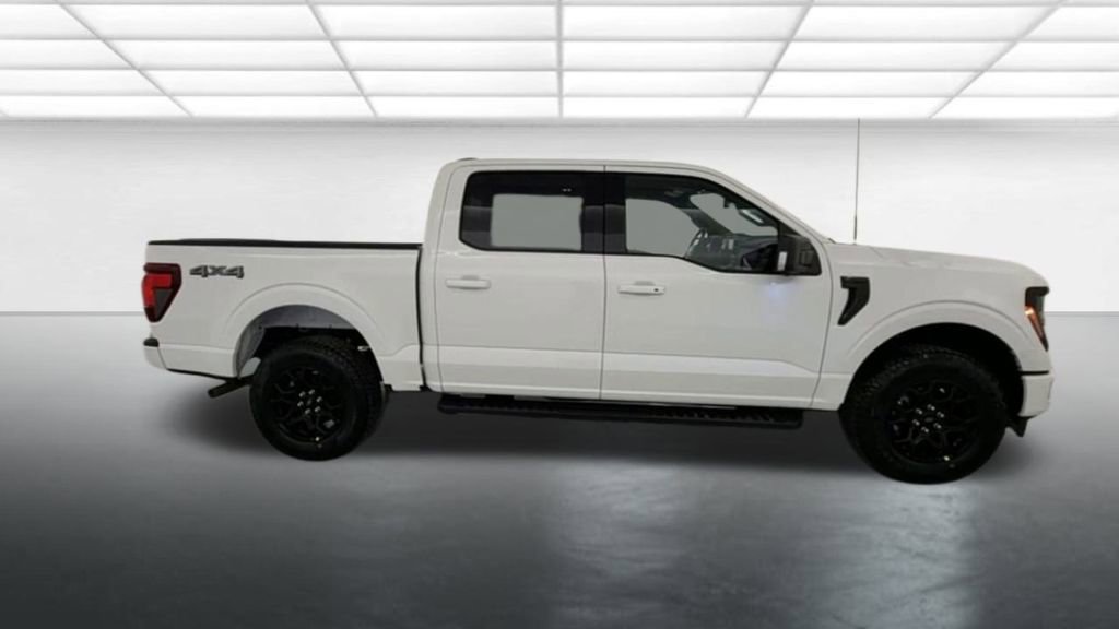 New 2026 Ford F150 XLT w/ Equipment Group 302A MID AWD/4WD image 9